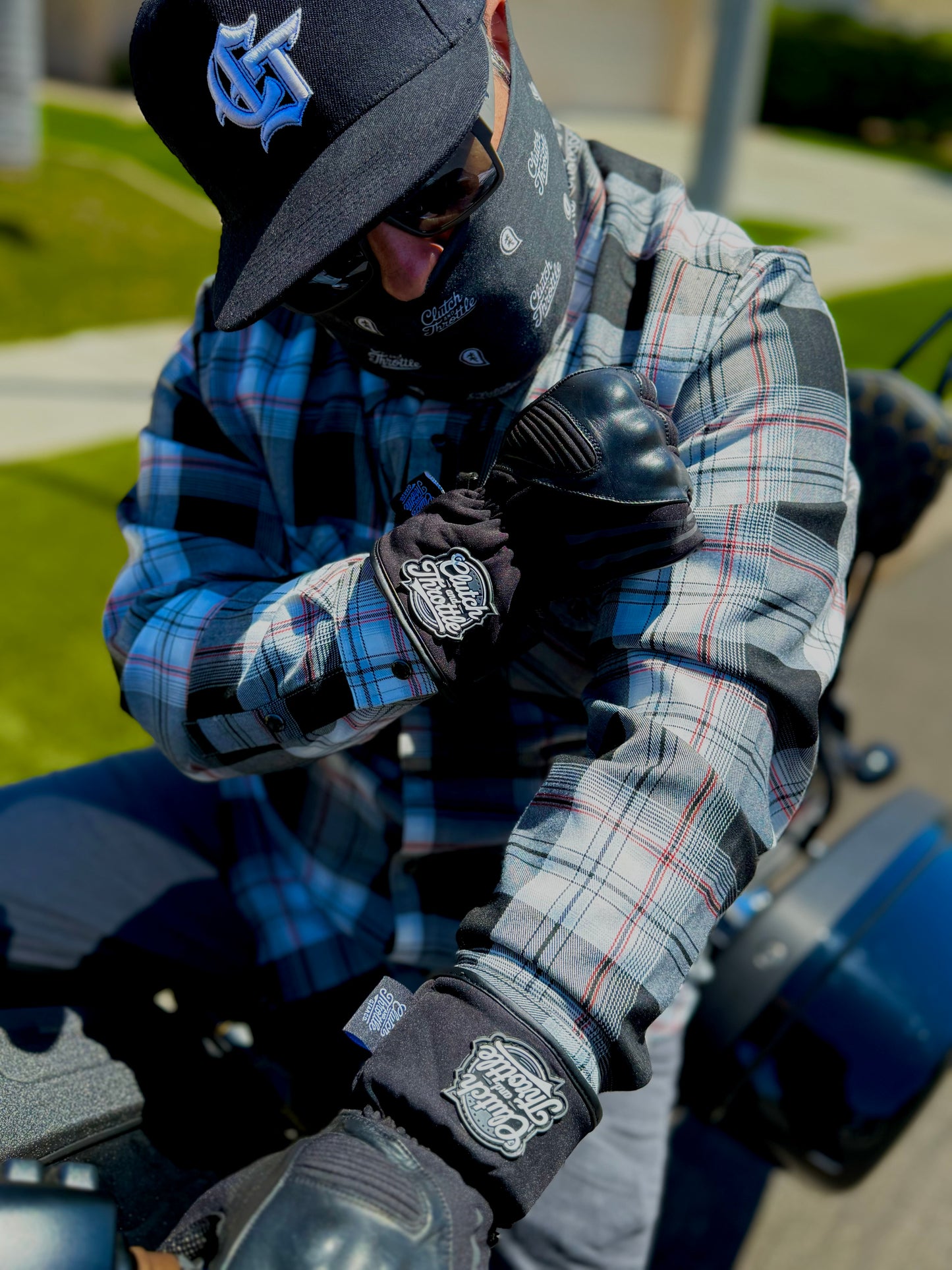 OG Crest Motorcycle Gauntlets