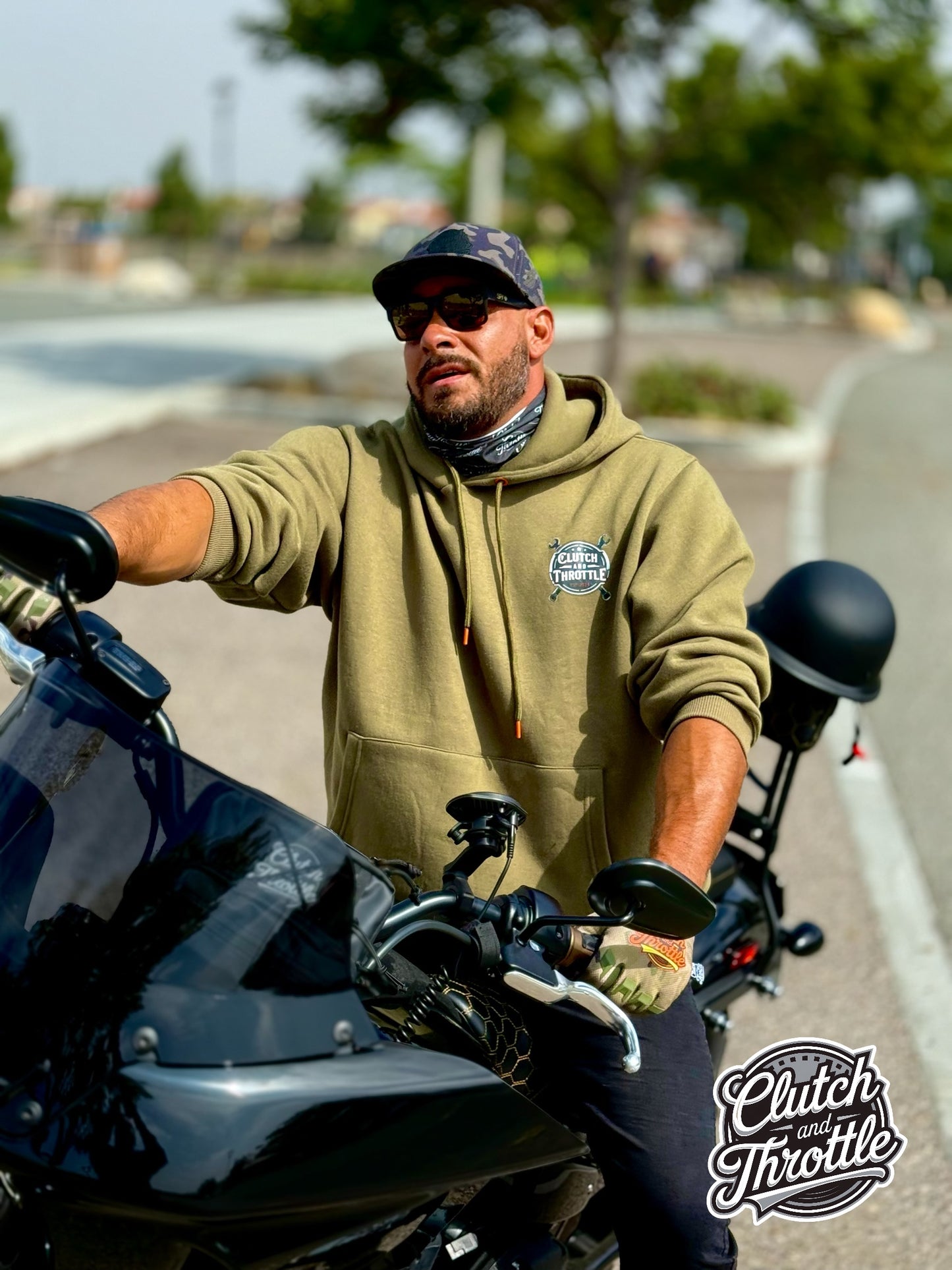 Wrench Crest Pullover Hoodie (OD Green)