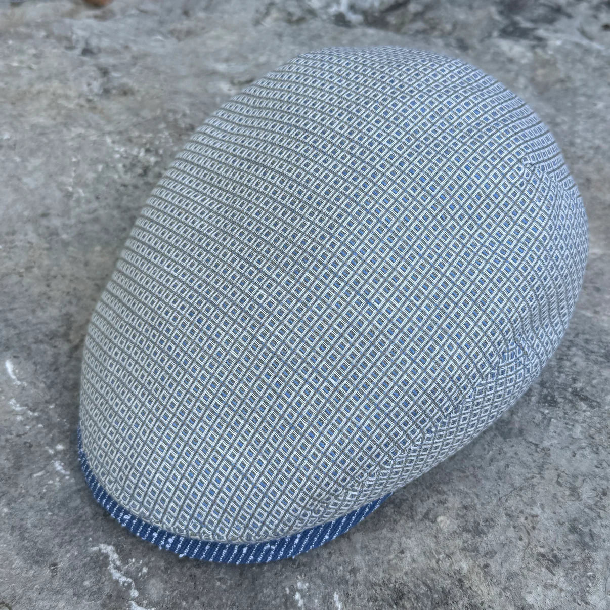 La Basilica Geometric Flat Cap