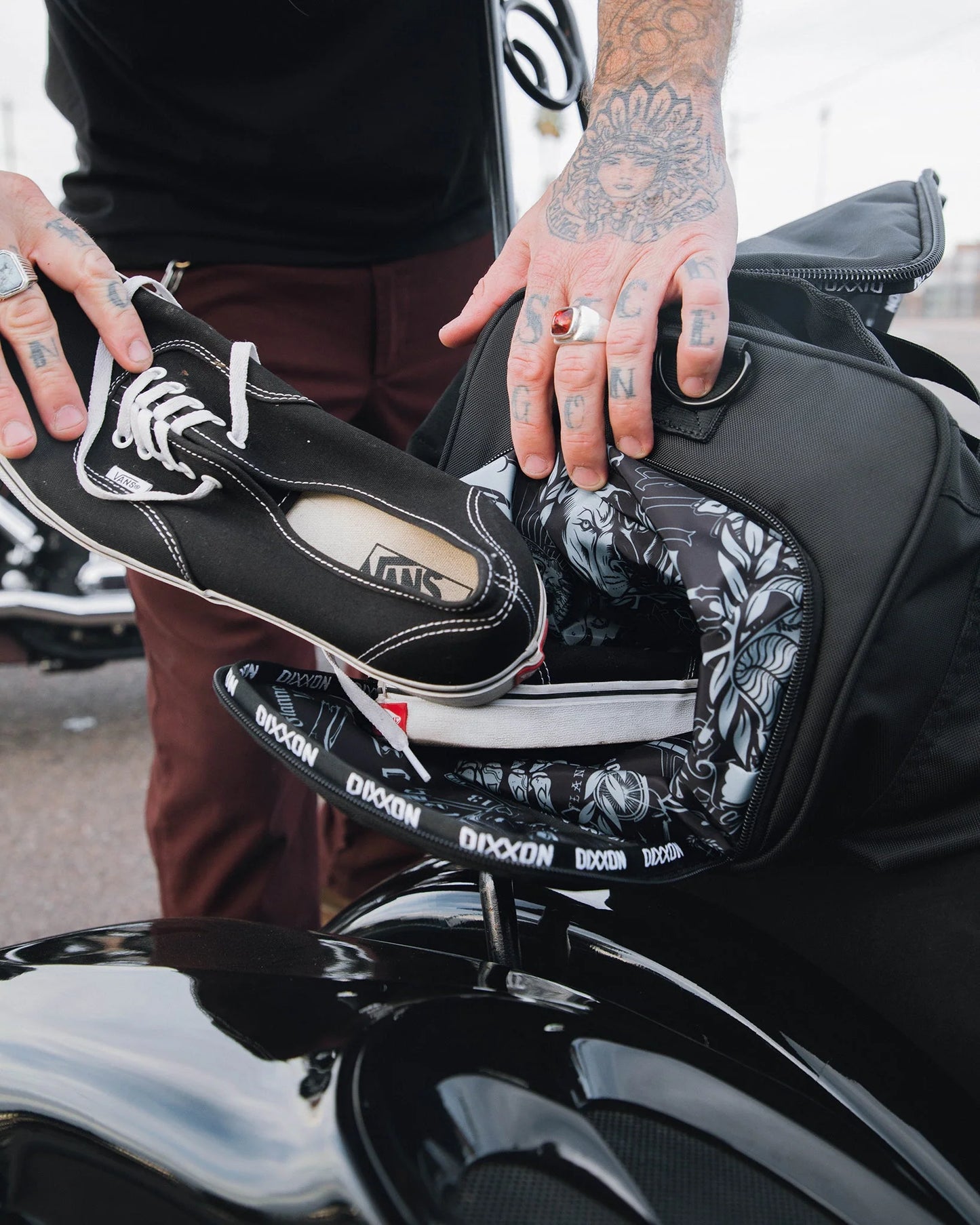 Canvas Overload Duffle Bag (Black)