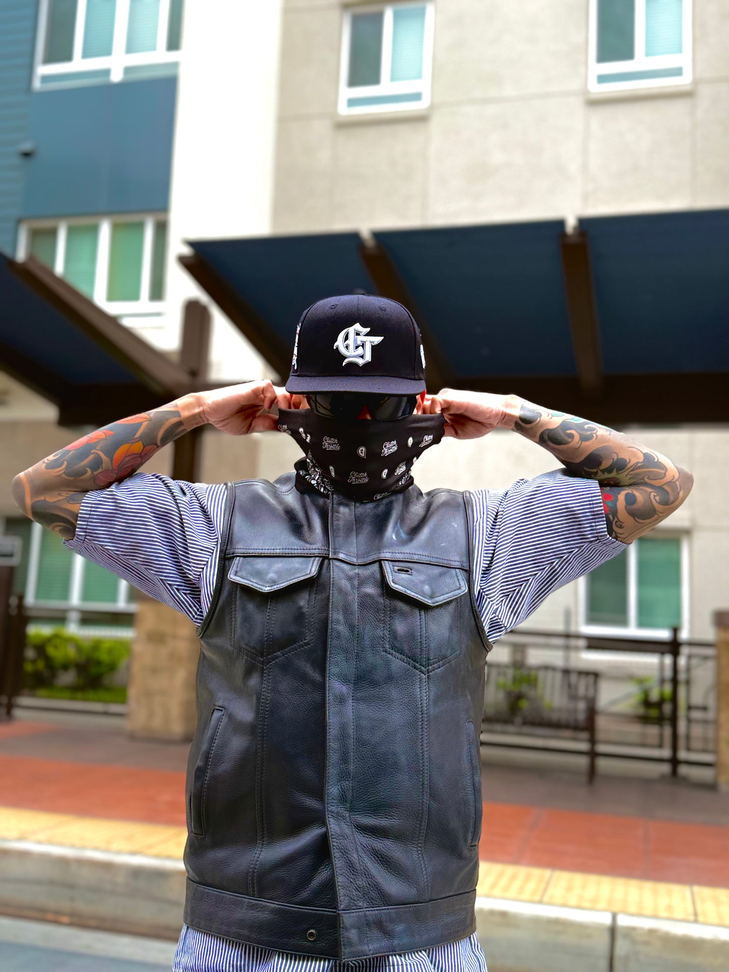 Wrench Crest Snapback (Black)