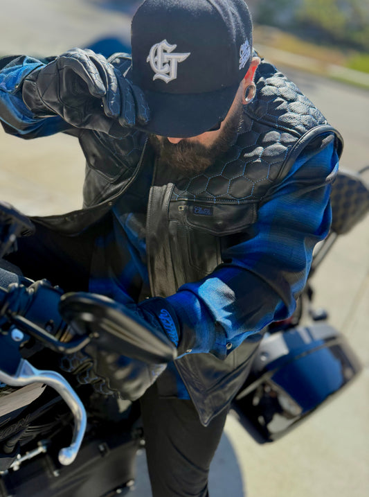 The Azul Hornet Leather Vest and Glove set (LARGE)