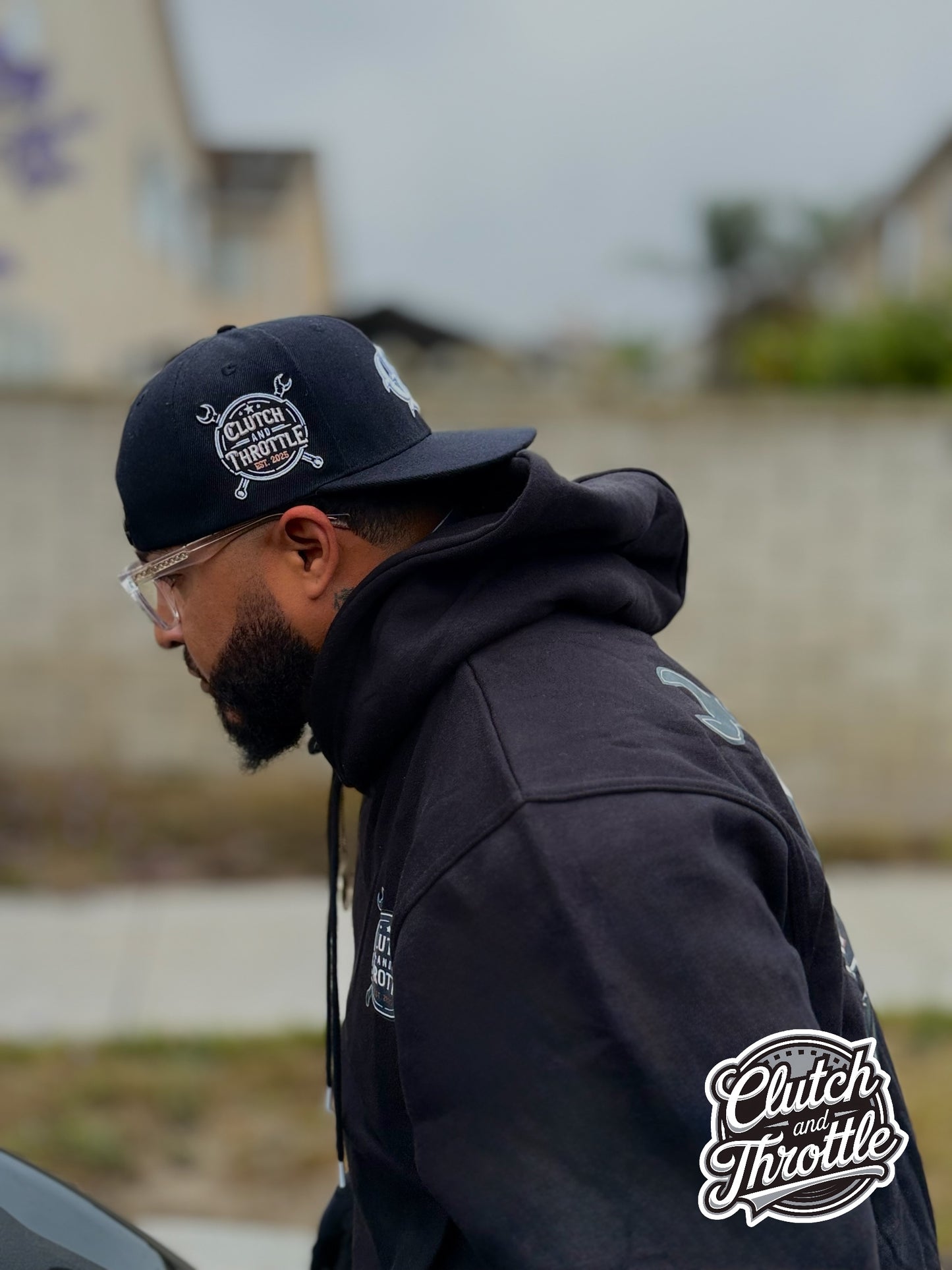 Wrench Crest Pullover Hoodie (Black)
