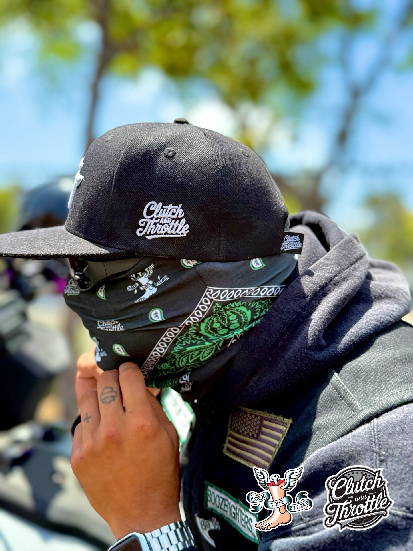 One Leg Films Paisley Neck Gaiter (Black/Green)