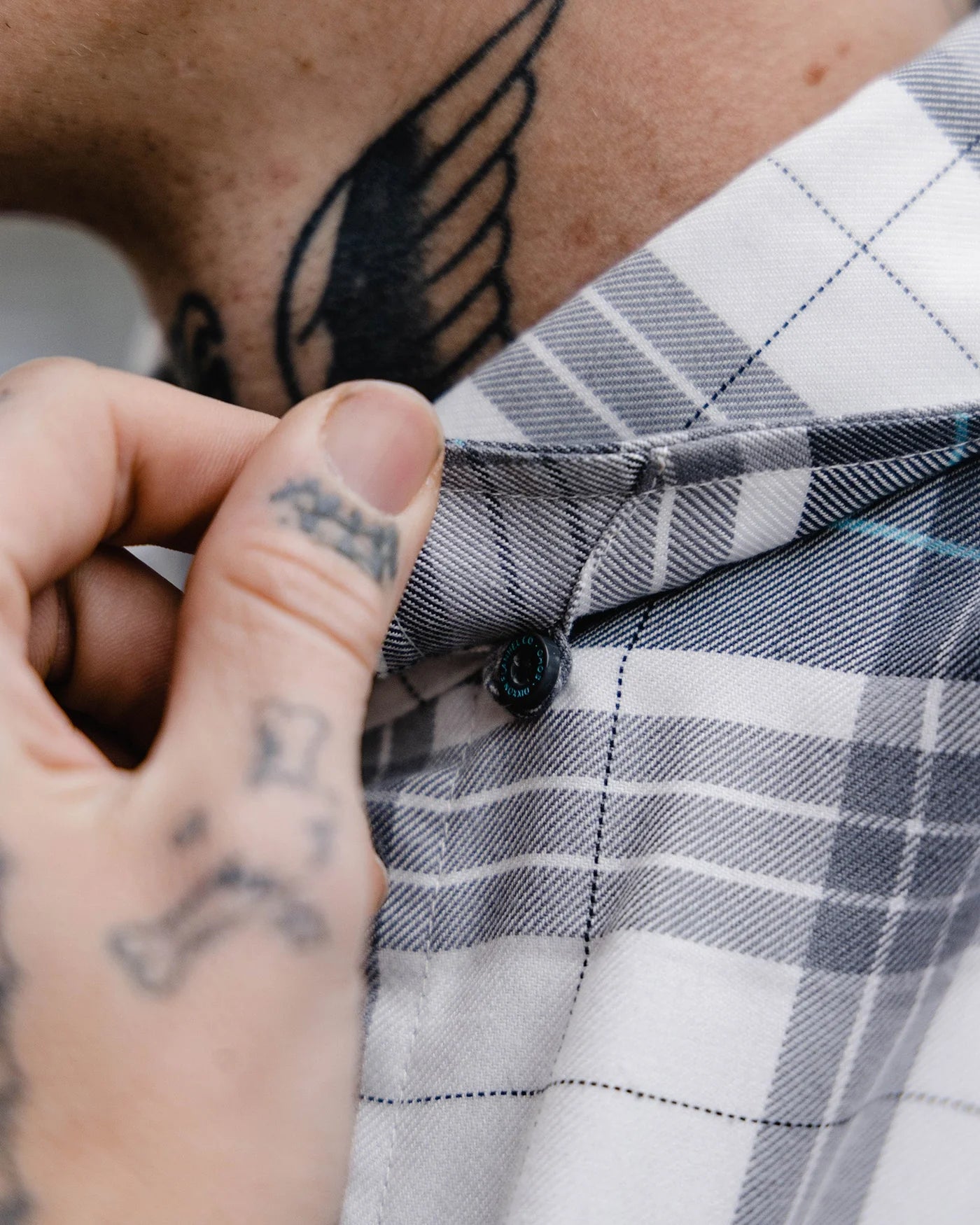 Inspired by the hustle and bustle of the big city, the Soho Flannel features an allover gray, white, and aqua blue plaid pattern that offers a clean and classic design, while our signature D-Tech™ blend provides the comfort of soft to the touch flannel. Constructed to be breathable for the performance you demand, yet durable for the rugged lifestyle you live.