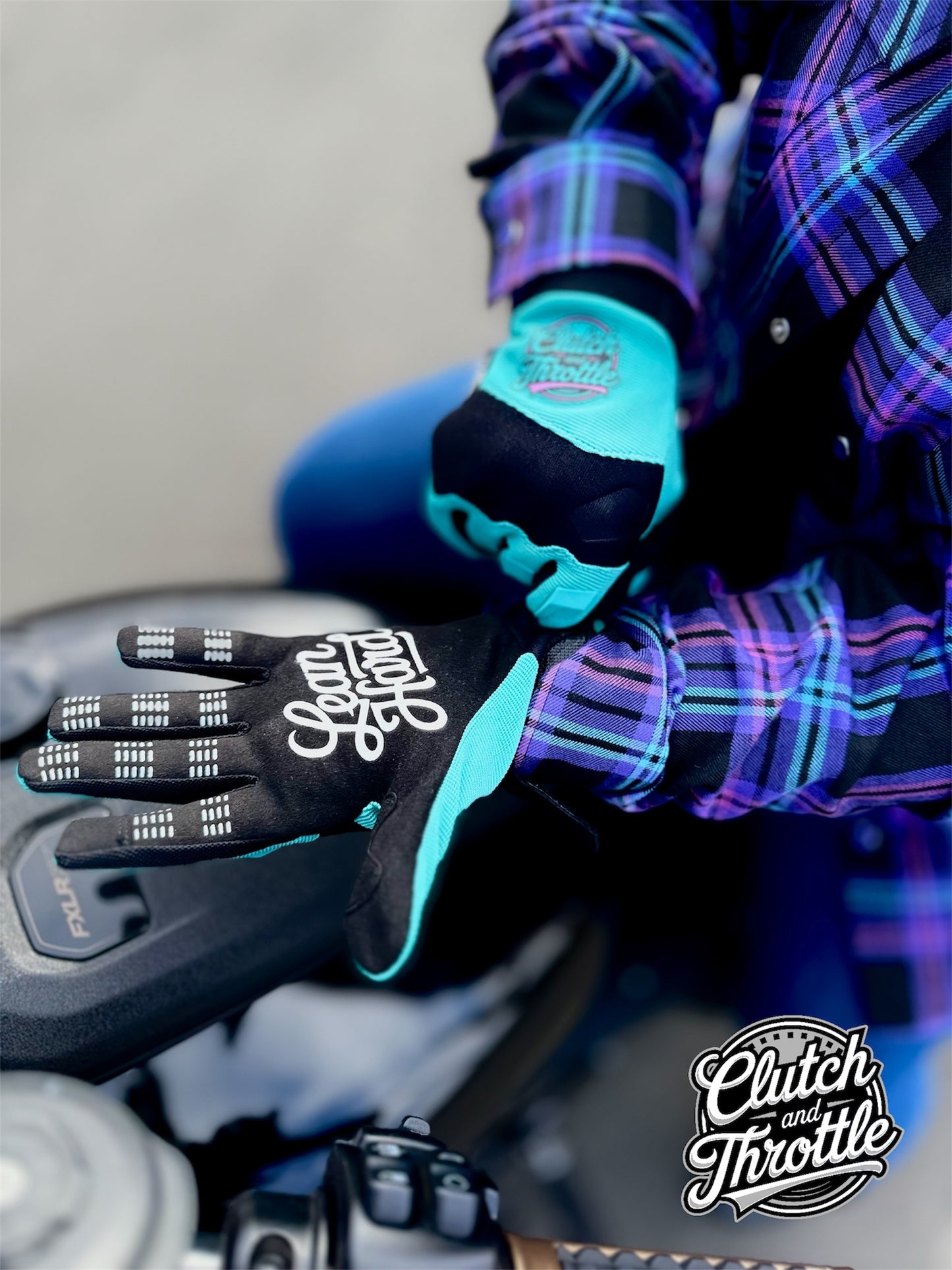 OG Crest Motorcycle Gloves (Sky Blue)