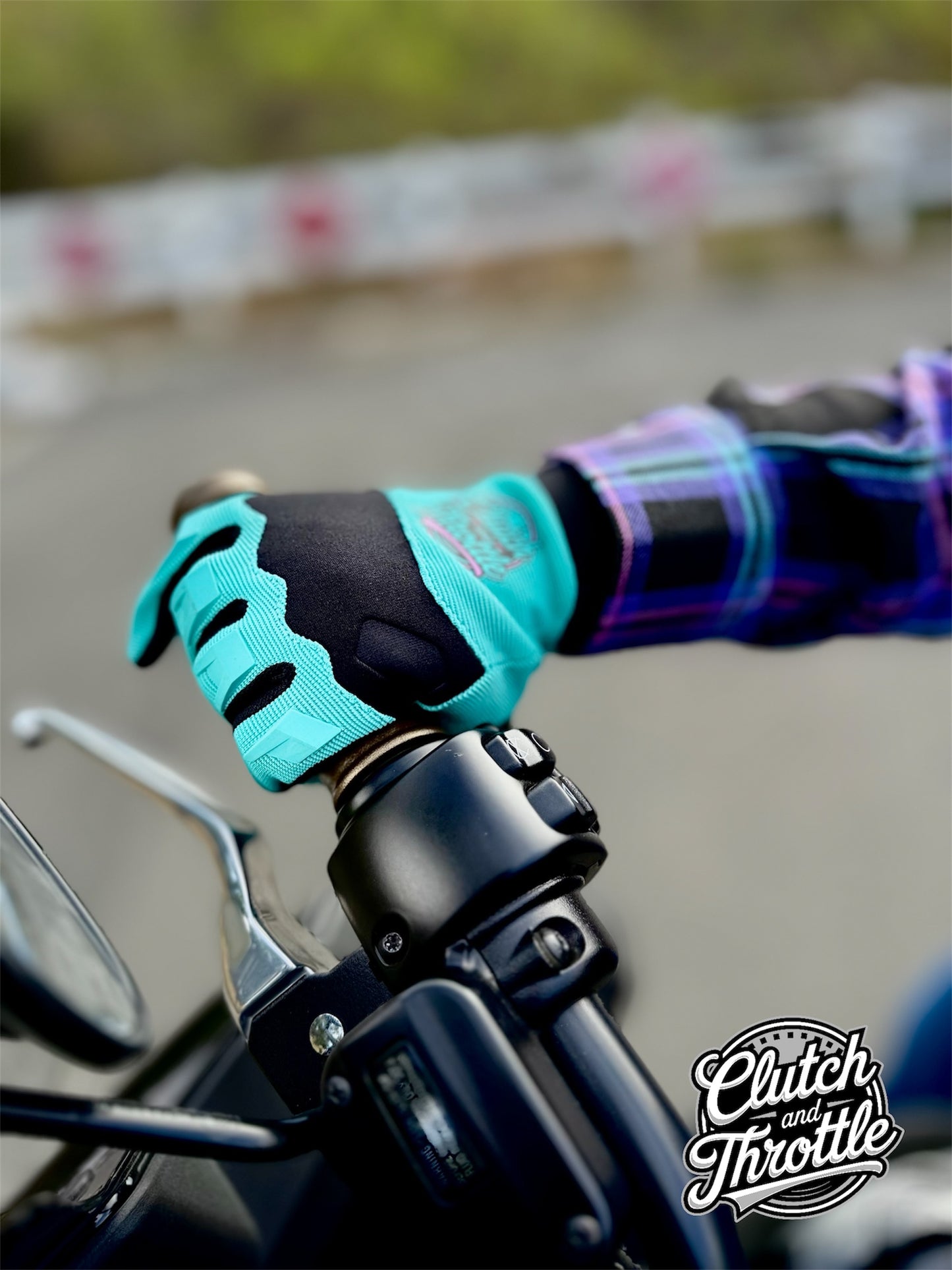 OG Crest Motorcycle Gloves (Sky Blue)