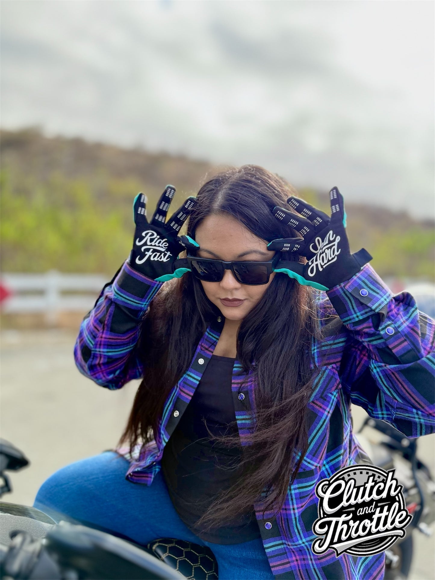 OG Crest Motorcycle Gloves (Sky Blue)