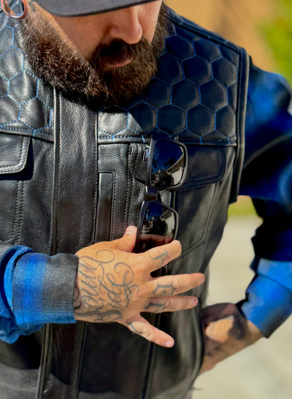 The Azul Hornet Leather Vest and Glove set (LARGE)
