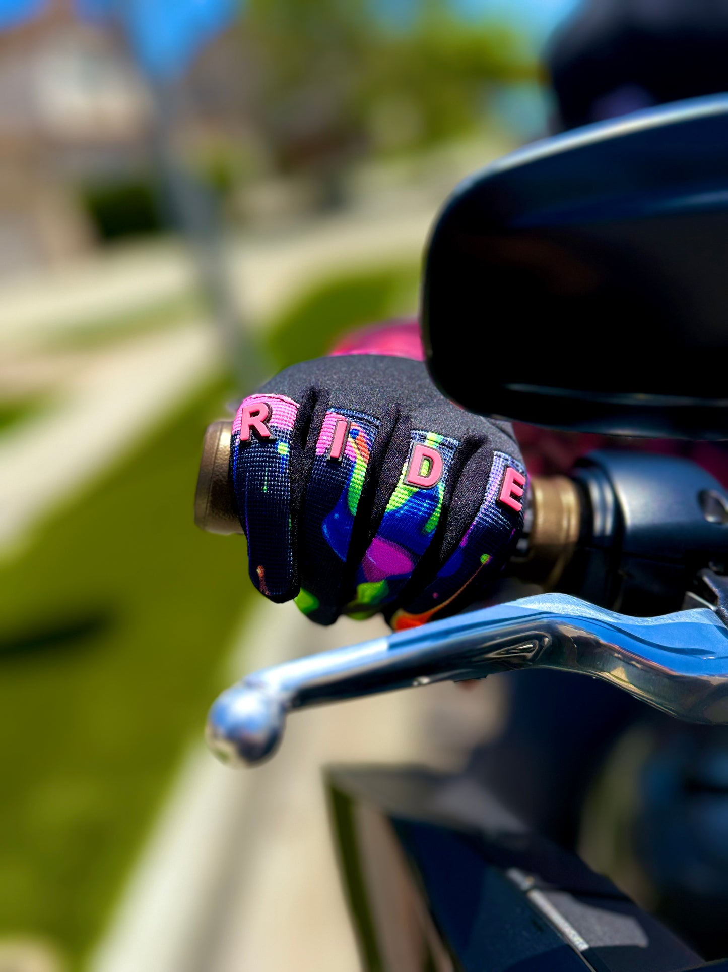 OG Crest Splatter Motorcycle Gloves (Pink)