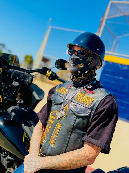 Classic Script Paisley Neck Gaiter (Black/ Yellow)